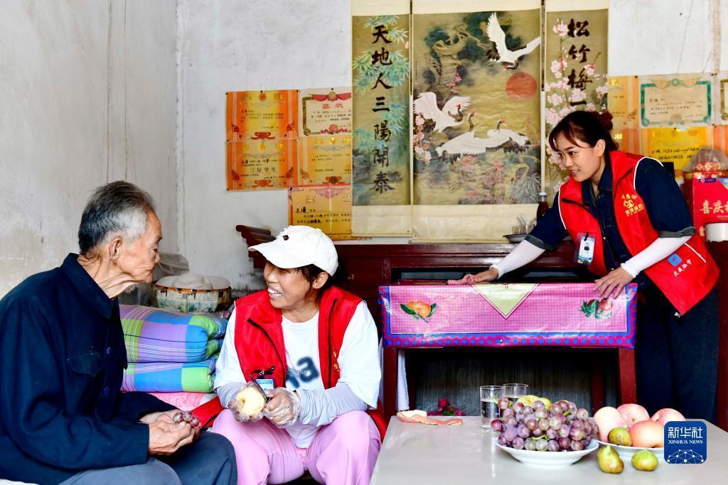 奔驰在线qq